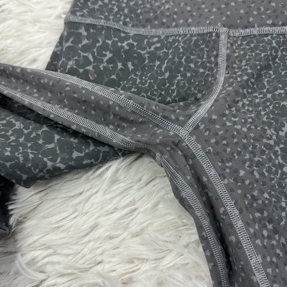 Lululemon Align Pant 28" *Engineer Print City Camo Silver Drop Multi Align Pant - Picture 2 of 5